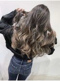 バレイヤージュで作るナチュラルグラデーション