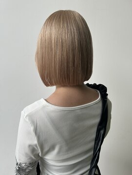 ロックス バイ マグ 松本(rocks BY MAG) ホワイトラベンダーハイトーン外国人風透明感大人可愛い韓国