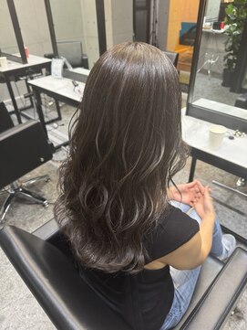 パヌポン(PANUPON) ハイライトグレージュバレイヤージュダブルカラーケアブリーチ