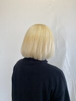 ジュリア(Giulia)&nbsp;透明感が可愛い！ブロンドボブスタイル♪