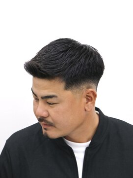 ダリーサード(DALIE third) フェザーアップミドルフェード