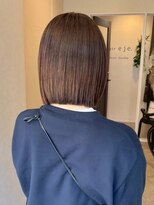 ロッカヘアエジェ(ROCCA hair eje.)&nbsp;上品ストレートラインボブ暗めカラー