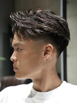 メッツ 原宿(METS)&nbsp;MEN'S/毛流れサイドパート×テーパーフェード/毛流れパーマ