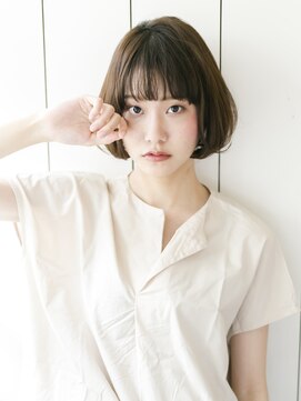 プレイスインザサン(PLACE IN THE SUN) 【花本】抜け感前髪と乾かすだけでまとまるボブ｜30代40代50代