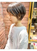 ショートボブ