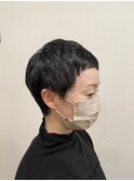 黒髪ベリーショート