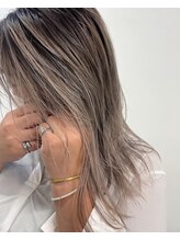 白髪ボカシ派？生かし派？フロクシのデザインカラーで今までの白髪染めの常識を覆す…