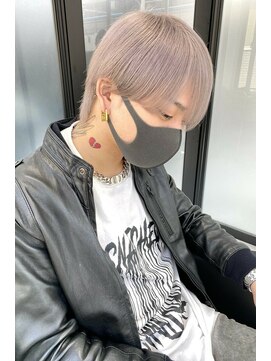 リア 大阪梅田(Ria) ～シルバーアッシュウルフ～【Ria 大阪 梅田】