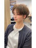 ショートボブ20代30代40代イヤリングカラー大人可愛い