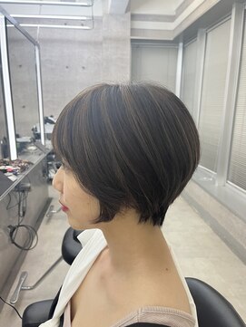 イキ 表参道(iki omotesando) ミディアムヘア/スラッシュ/グレージュカラー/デザインカラー