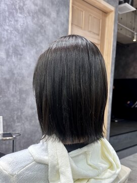 フォンド 津田沼(fond.) 黒髪/グレーベージュ/レイヤーロング/前髪パーマ/津田沼