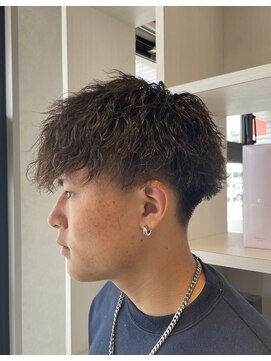 ヘアデザイン ファブロ(hair design FABRO.) 【担当:藤岡勇気】刈り上げマッシュ×ツイストスパイラルパーマ