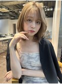 マロンベージュ　ケアブリーチ　顔周りレイヤー　外はねロブ