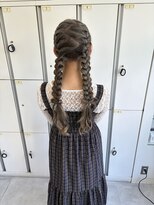 キキ(kiki by KENJE) 編み込みアレンジ