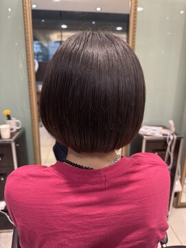 アメリ バイ アピッシュ(Amelie by apish) パーマ落とし/ストレートパーマ/ショートヘア