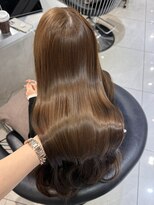 ユーフォリア 池袋東口駅前店(Euphoria)&nbsp;【Euphoria Rina】ブリーチなしダブルカラー・ヘーゼルベージュ