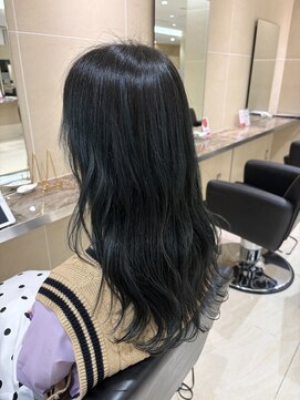 ダークオリーブグレージュ