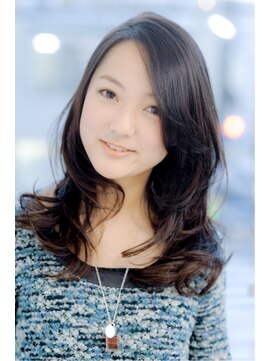 フェイスティ(FACE-T) 【FACE-T青山】抜け感×ゆるウェーブ　『安井朋美』