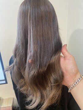 ラべリー 池袋(LOVELEY) スモーキーグレージュ　髪質改善　【池袋】