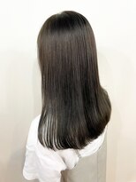 オル(Olu)&nbsp;【MASAYA】カーキグレージュ×艶ロング