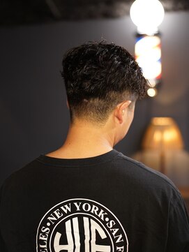 キングスマン トーキョー 国分寺(KINGSMAN TOKYO) アップバング/ツーブロック/スキンフェード[国分寺/国分寺駅]