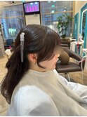 結んでも下ろしても可愛く顔まわり