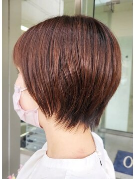 オアシス OASIS えりあし長めすっきりショート