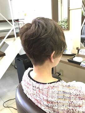 コア フィール ア デイ(COIFFURE A DAY) 【M3Dピコカラー】【見附今町M3D】