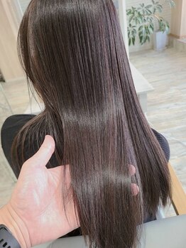 リム バイ ディーアンドティー(Lim by D&T)の写真/地肌,髪に優しく低刺激のオーガニックカラーで上品な艶と柔らかさを演出!大人女性の為の上質カラーが人気♪