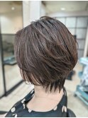 グレージュショートボブ