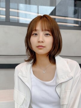 アルティファータ(artifata) ウルフレイヤー レイヤースタイル 結べるボブ ミディアム