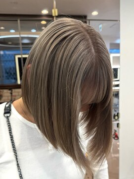 ミユーズ 表参道(Miyu's) ミルクティーベージュ