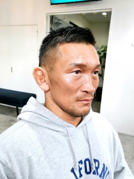 エイス 梅田 中津(Ace) ストラッサーヘア