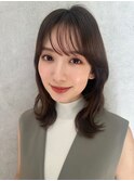 簡単スタイリングヘアセンターパートゆるふわロングハイレイヤー
