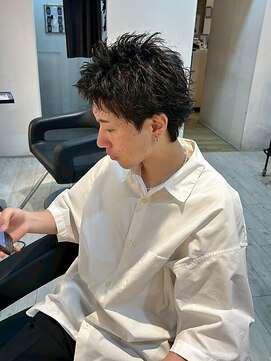 フェノメノン 長久手(PHENOMENON) 清潔感のあるピンパーマ/ショート