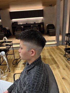 アフィネ ヘアライフデザイン(Affiner HAIR LIFE DESIGN) フレンチクロップスキンフェード