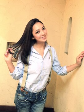 ヘアーメイク タビー(HAIR MAKE TUBBY) ダークプラチナセミディ