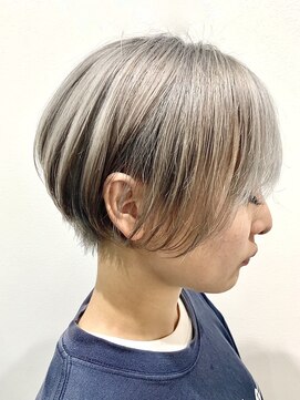 ビビグランジュテ(BiBi) 高知　南国市　BiBi glandjete　ハイトーンショート