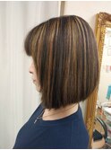 前下がりボブ×ハイライト