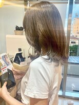 〇ブリーチなし オリーブベージュ くすみカラー くびれミディ