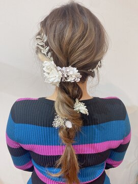 シーデン(C-den) しっかり編み過ぎない編みおろし×ドライフラワー