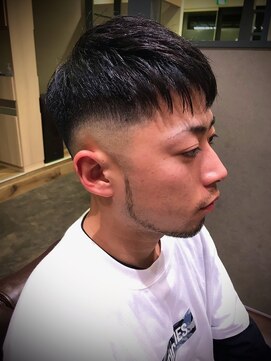 ワンラッキー(ONE LUCKY) スキンフェードショート