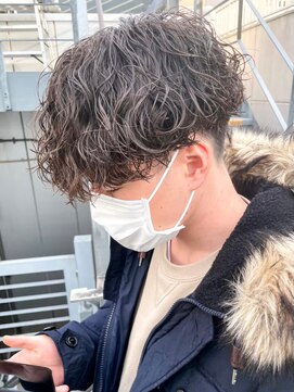 ウェイビーエフティフィフス 横浜西口(WAVEY ft.fifth) 波巻きスパイラルパーママッシュショート無造作パーマ刈り上げ