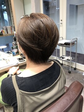 ビースリー ロア 艶ショートボブ7/16