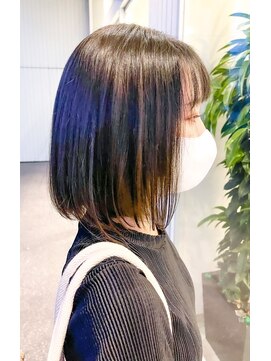 ビーワールド(B WORLD) ボブ×グレー系インナーカラー【髪質改善/デザインカラー】