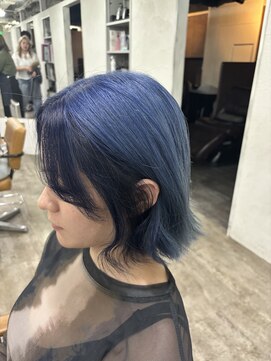 プライズ アイリス 池袋東口店(prize Iris) ブルーフェイスフレーミング水色ペールブルーネイビーブルー池袋