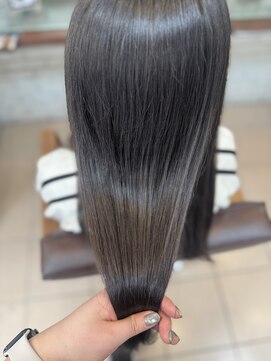 ヘア ルミナス バイ フォルテ(HAIR LUMINAS by FORTE) [圧倒的な艶髪へ]グレーベージュ/透明感カラー