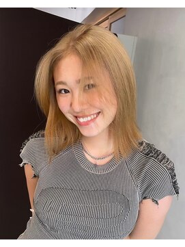 キング 枚方店(K!ng) 縮毛矯正髪質改善ハイライトレイヤーカット枚方美容室エクステ