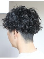 ウィスカーヘアー(whisker hair)&nbsp;スパイラルパーマ