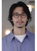 大人男子のミディアムパーマ